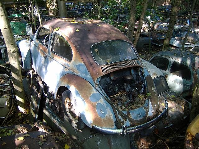 Autofriedhof - 208.JPG - Historischer Autofriedhof,    Gürbetal (CH)